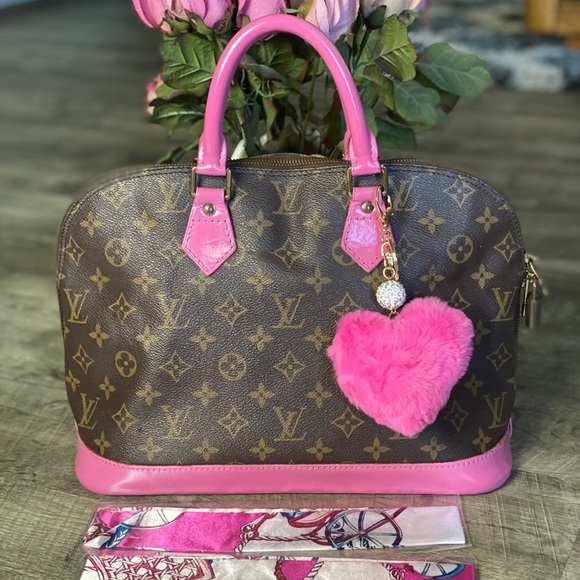 Louis Vuitton Handbags - 💯Authentic Preloved Louis Vuitton Alma Pm
